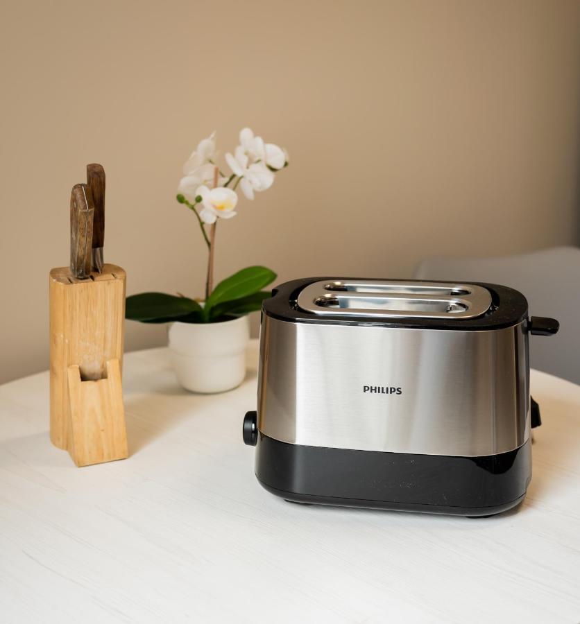 Ursus Pleasant Apartment ワルシャワ エクステリア 写真